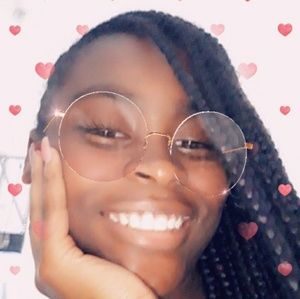 Meet your Posher, Destiny